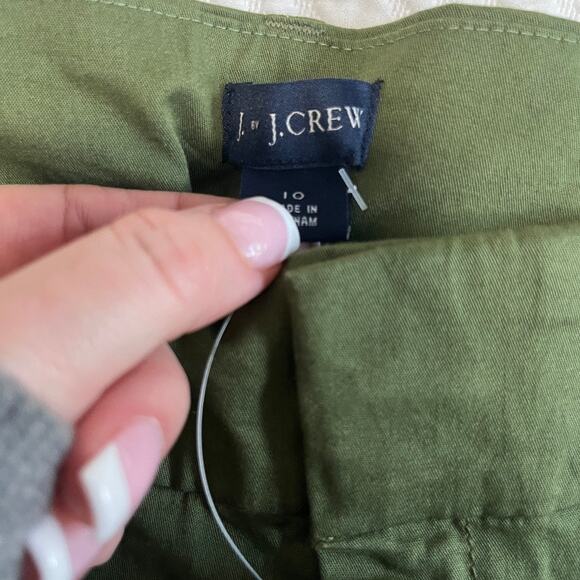 NEW J. Crew Green 9" Chino Shorts Size 10 - Picture 2 of 6